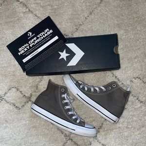 New Brown Converse Women’s